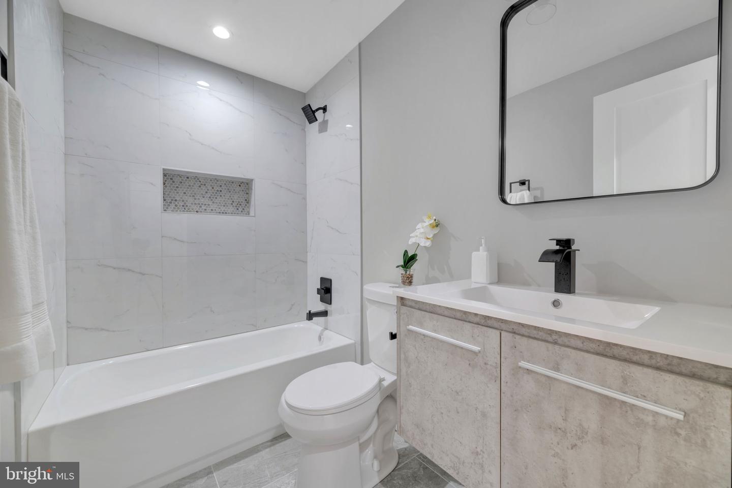 5130 7TH ST NW, WASHINGTON, District Of Columbia 20011, 4 Bedrooms Bedrooms, ,3 BathroomsBathrooms,Residential,For sale,5130 7TH ST NW,DCDC2207512 MLS # DCDC2207512