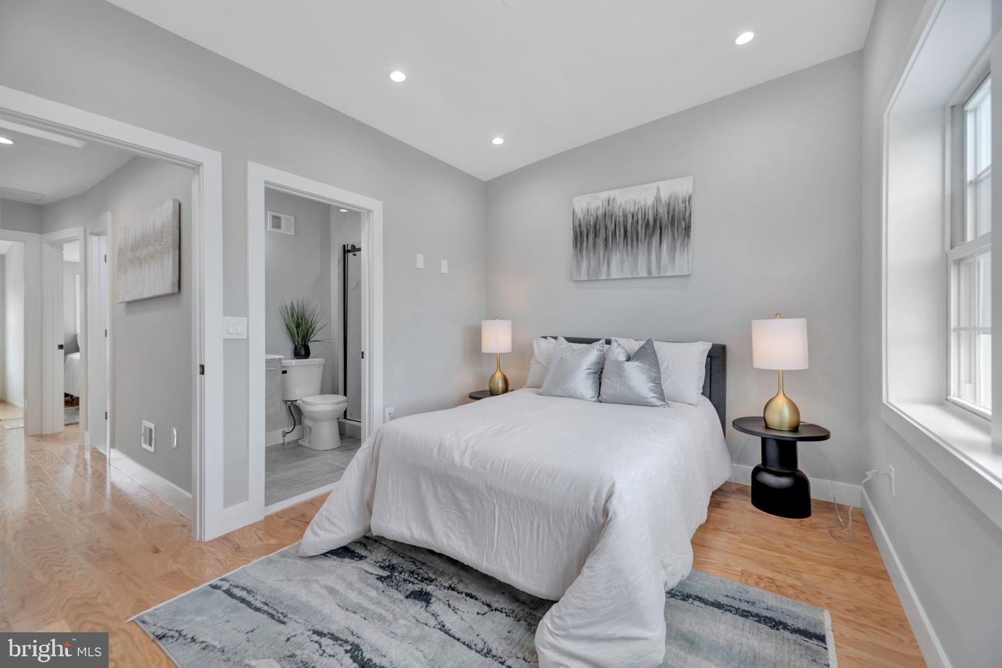 5130 7TH ST NW, WASHINGTON, District Of Columbia 20011, 4 Bedrooms Bedrooms, ,3 BathroomsBathrooms,Residential,For sale,5130 7TH ST NW,DCDC2207512 MLS # DCDC2207512