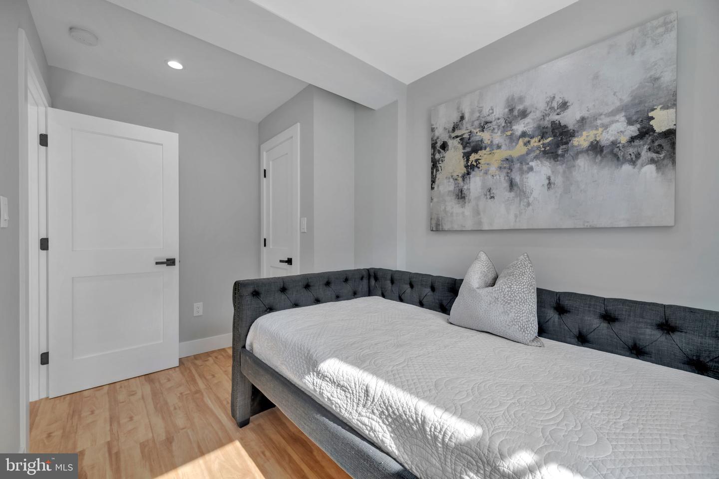 5130 7TH ST NW, WASHINGTON, District Of Columbia 20011, 4 Bedrooms Bedrooms, ,3 BathroomsBathrooms,Residential,For sale,5130 7TH ST NW,DCDC2207512 MLS # DCDC2207512