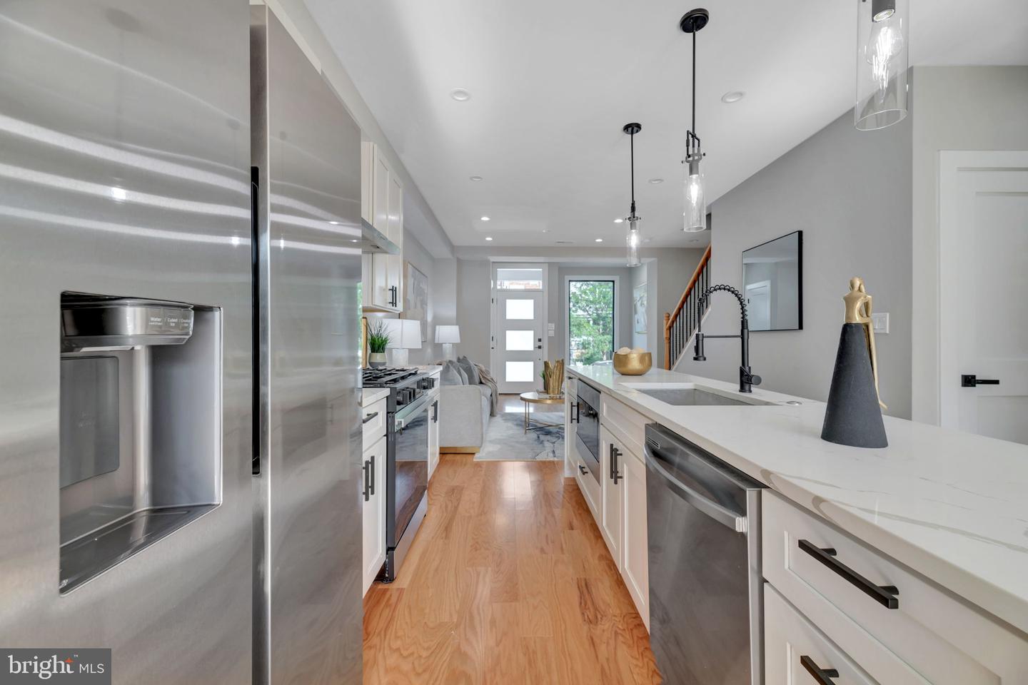 5130 7TH ST NW, WASHINGTON, District Of Columbia 20011, 4 Bedrooms Bedrooms, ,3 BathroomsBathrooms,Residential,For sale,5130 7TH ST NW,DCDC2207512 MLS # DCDC2207512