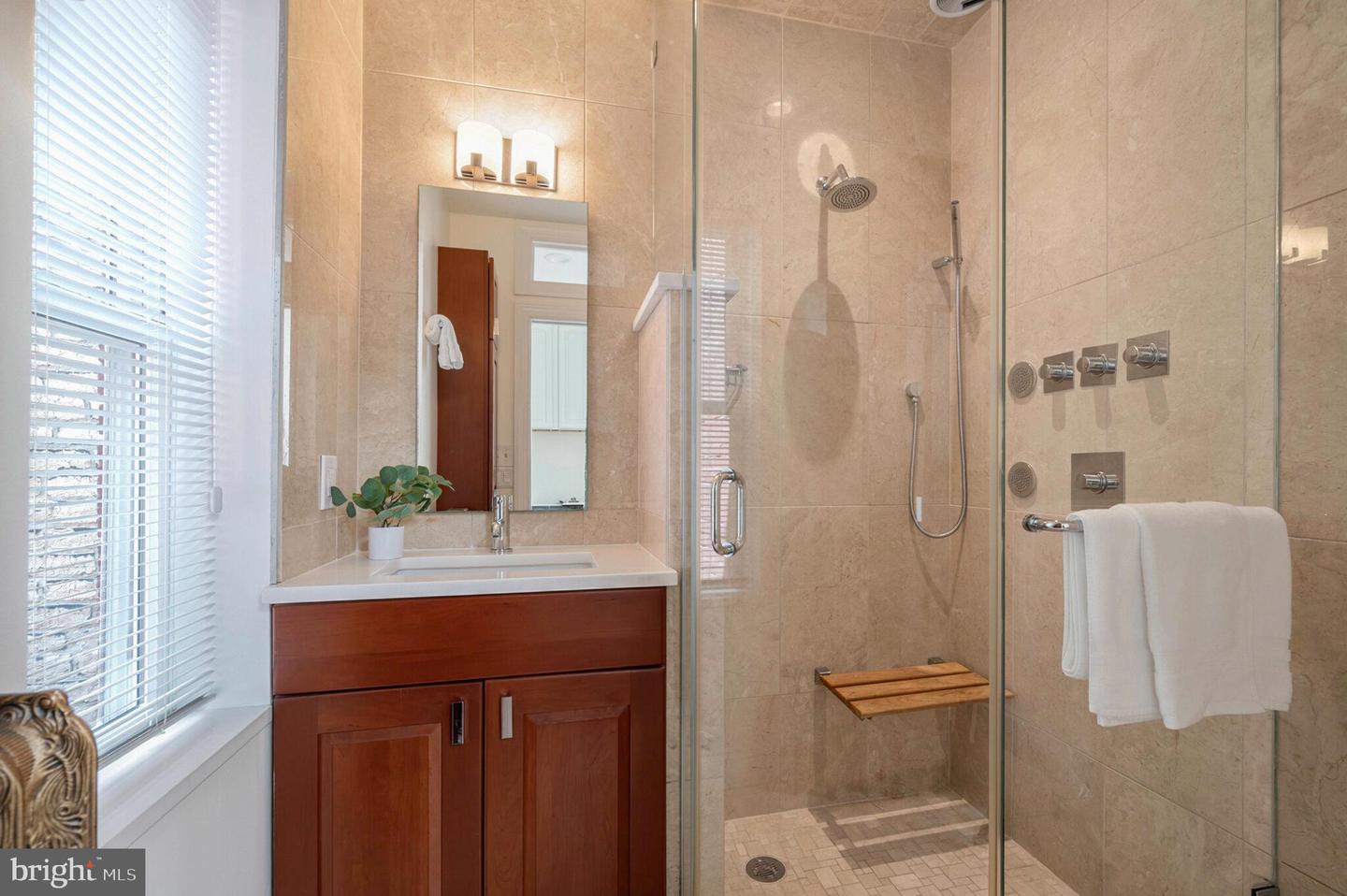 21 7TH ST NE, WASHINGTON, District Of Columbia 20002, 2 Bedrooms Bedrooms, ,2 BathroomsBathrooms,Residential,For sale,21 7TH ST NE,DCDC2207610 MLS # DCDC2207610