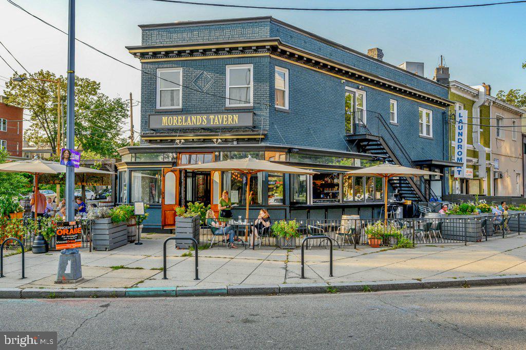 21 7TH ST NE, WASHINGTON, District Of Columbia 20002, 2 Bedrooms Bedrooms, ,2 BathroomsBathrooms,Residential,For sale,21 7TH ST NE,DCDC2207610 MLS # DCDC2207610