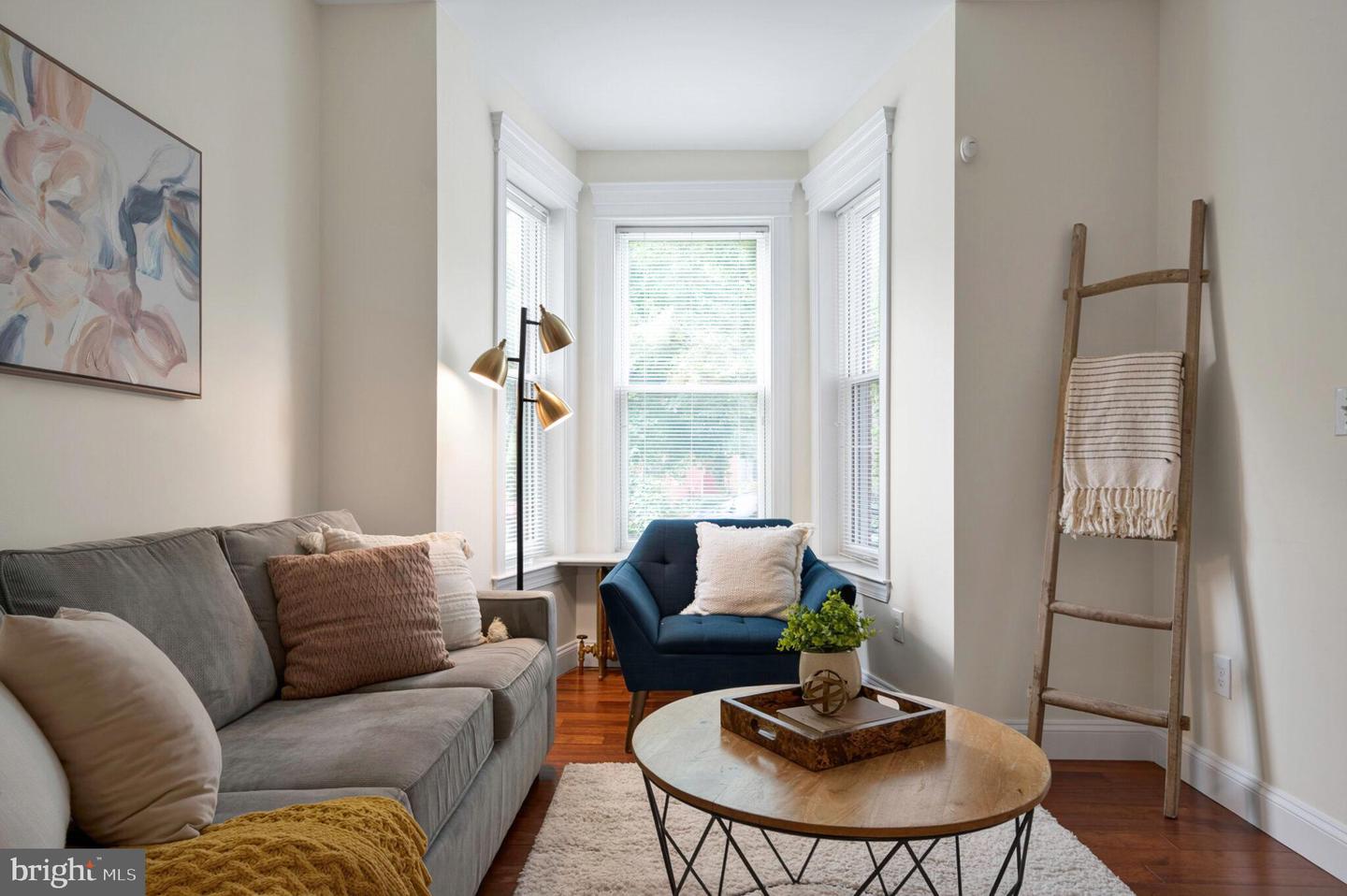 21 7TH ST NE, WASHINGTON, District Of Columbia 20002, 2 Bedrooms Bedrooms, ,2 BathroomsBathrooms,Residential,For sale,21 7TH ST NE,DCDC2207610 MLS # DCDC2207610