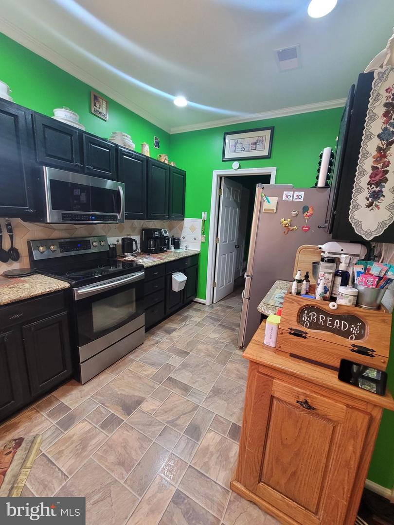 1141 VIRGINIA AVE, CULPEPER, Virginia 22701, 3 Bedrooms Bedrooms, ,2 BathroomsBathrooms,Residential,For sale,1141 VIRGINIA AVE,VACU2010888 MLS # VACU2010888