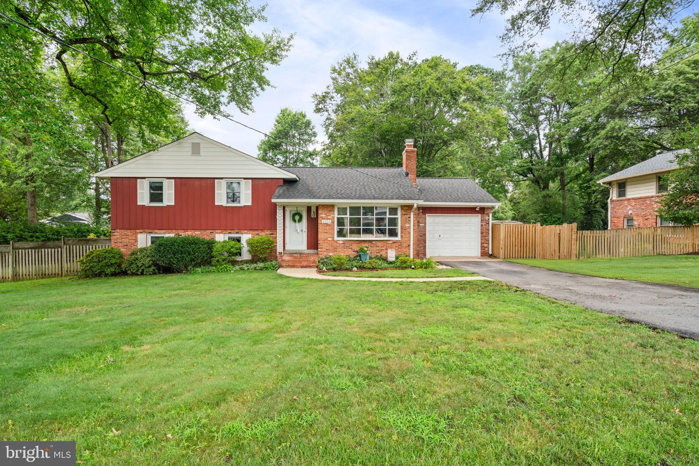 8908 VERNON VIEW DR, ALEXANDRIA, Virginia 22308, 5 Bedrooms Bedrooms, ,3 BathroomsBathrooms,Residential,For sale,8908 VERNON VIEW DR,VAFX2250848 MLS # VAFX2250848