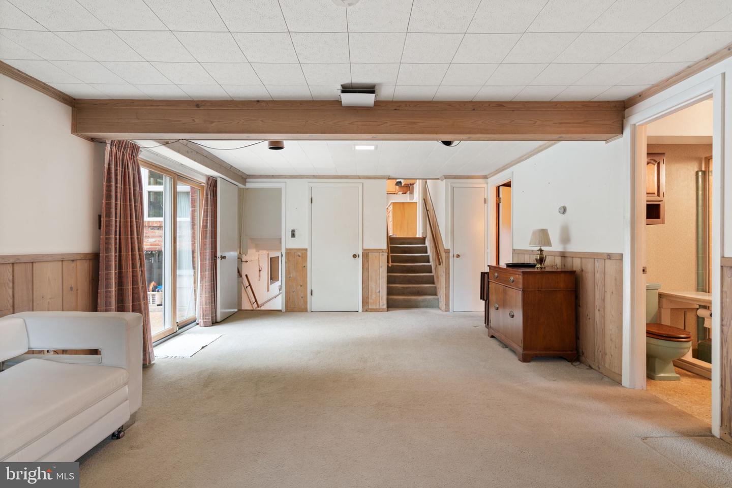 8908 VERNON VIEW DR, ALEXANDRIA, Virginia 22308, 5 Bedrooms Bedrooms, ,3 BathroomsBathrooms,Residential,For sale,8908 VERNON VIEW DR,VAFX2250848 MLS # VAFX2250848