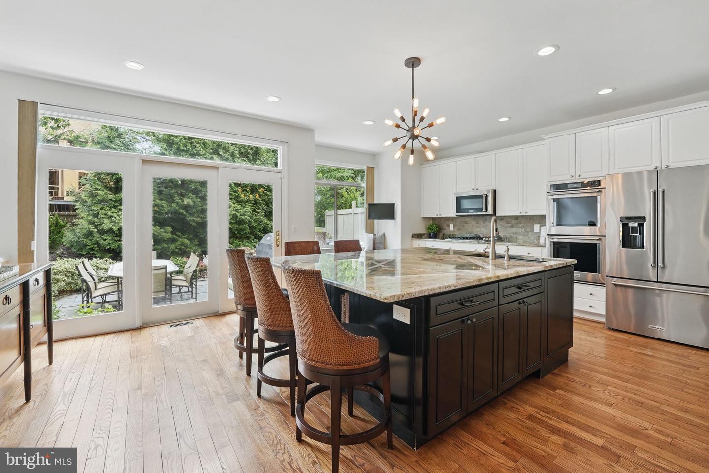 2119 21ST RD N, ARLINGTON, Virginia 22201, 4 Bedrooms Bedrooms, ,3 BathroomsBathrooms,Residential,For sale,2119 21ST RD N,VAAR2059938 MLS # VAAR2059938
