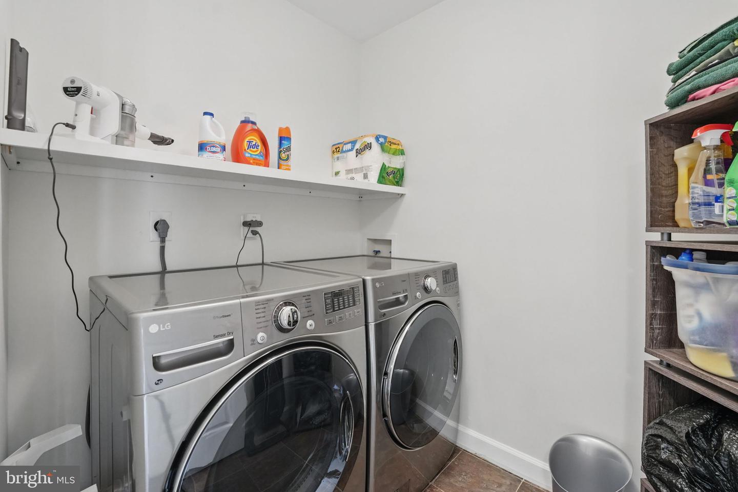 2119 21ST RD N, ARLINGTON, Virginia 22201, 4 Bedrooms Bedrooms, ,3 BathroomsBathrooms,Residential,For sale,2119 21ST RD N,VAAR2059938 MLS # VAAR2059938