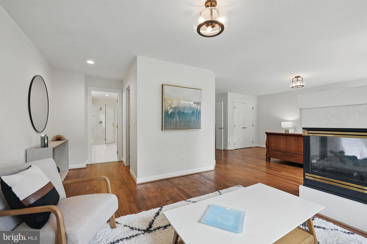 2119 21ST RD N, ARLINGTON, Virginia 22201, 4 Bedrooms Bedrooms, ,3 BathroomsBathrooms,Residential,For sale,2119 21ST RD N,VAAR2059938 MLS # VAAR2059938