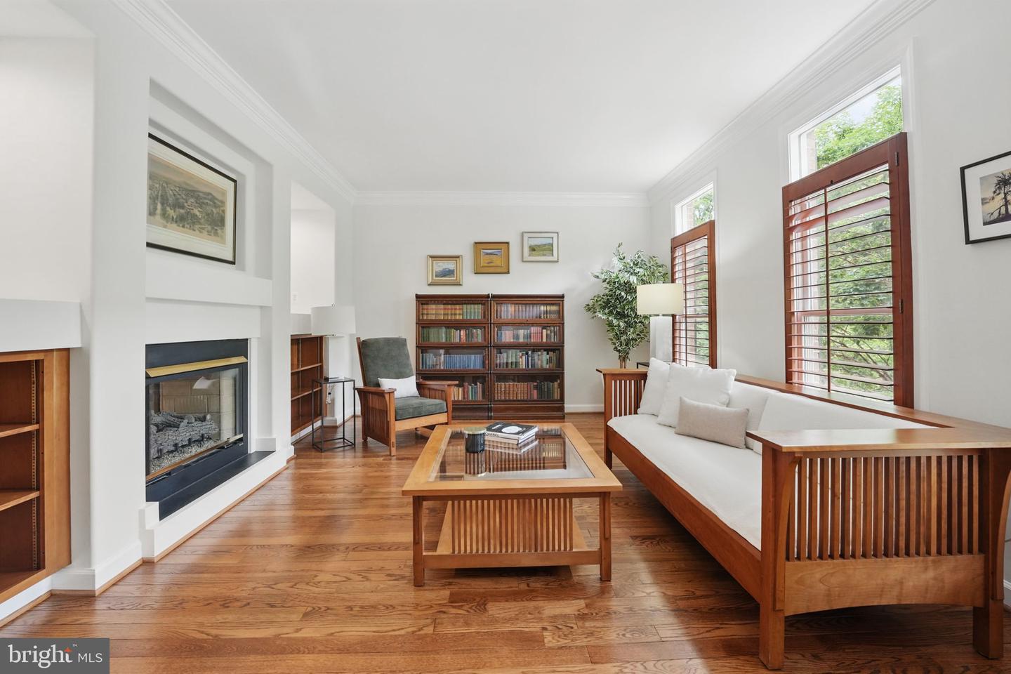 2119 21ST RD N, ARLINGTON, Virginia 22201, 4 Bedrooms Bedrooms, ,3 BathroomsBathrooms,Residential,For sale,2119 21ST RD N,VAAR2059938 MLS # VAAR2059938