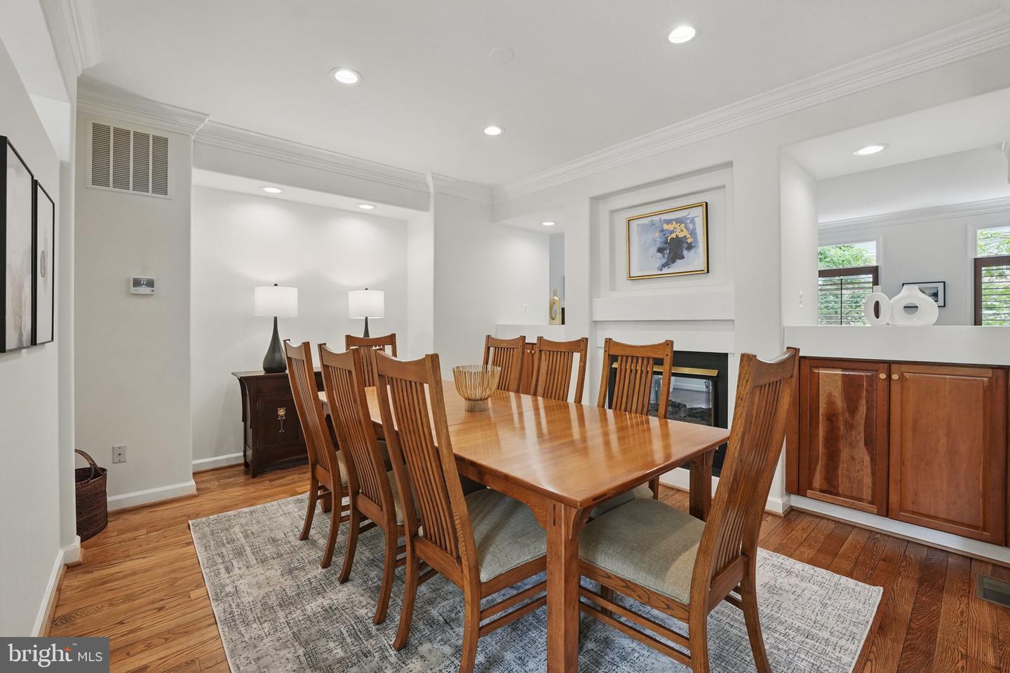 2119 21ST RD N, ARLINGTON, Virginia 22201, 4 Bedrooms Bedrooms, ,3 BathroomsBathrooms,Residential,For sale,2119 21ST RD N,VAAR2059938 MLS # VAAR2059938