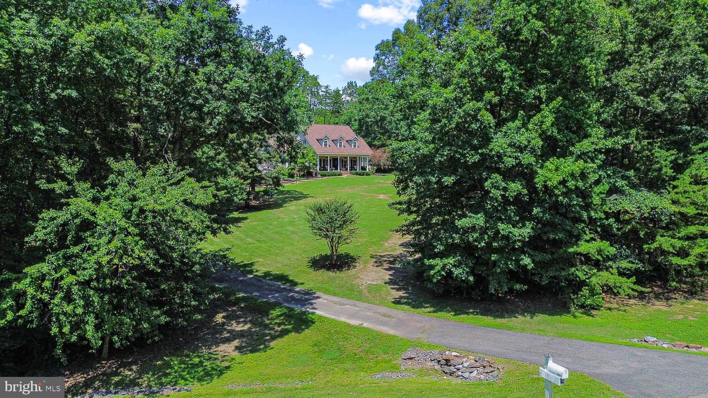 8801 BOULEVARD OF THE GENERALS, SPOTSYLVANIA, Virginia 22553, 4 Bedrooms Bedrooms, ,3 BathroomsBathrooms,Residential,For sale,8801 BOULEVARD OF THE GENERALS,VASP2034274 MLS # VASP2034274
