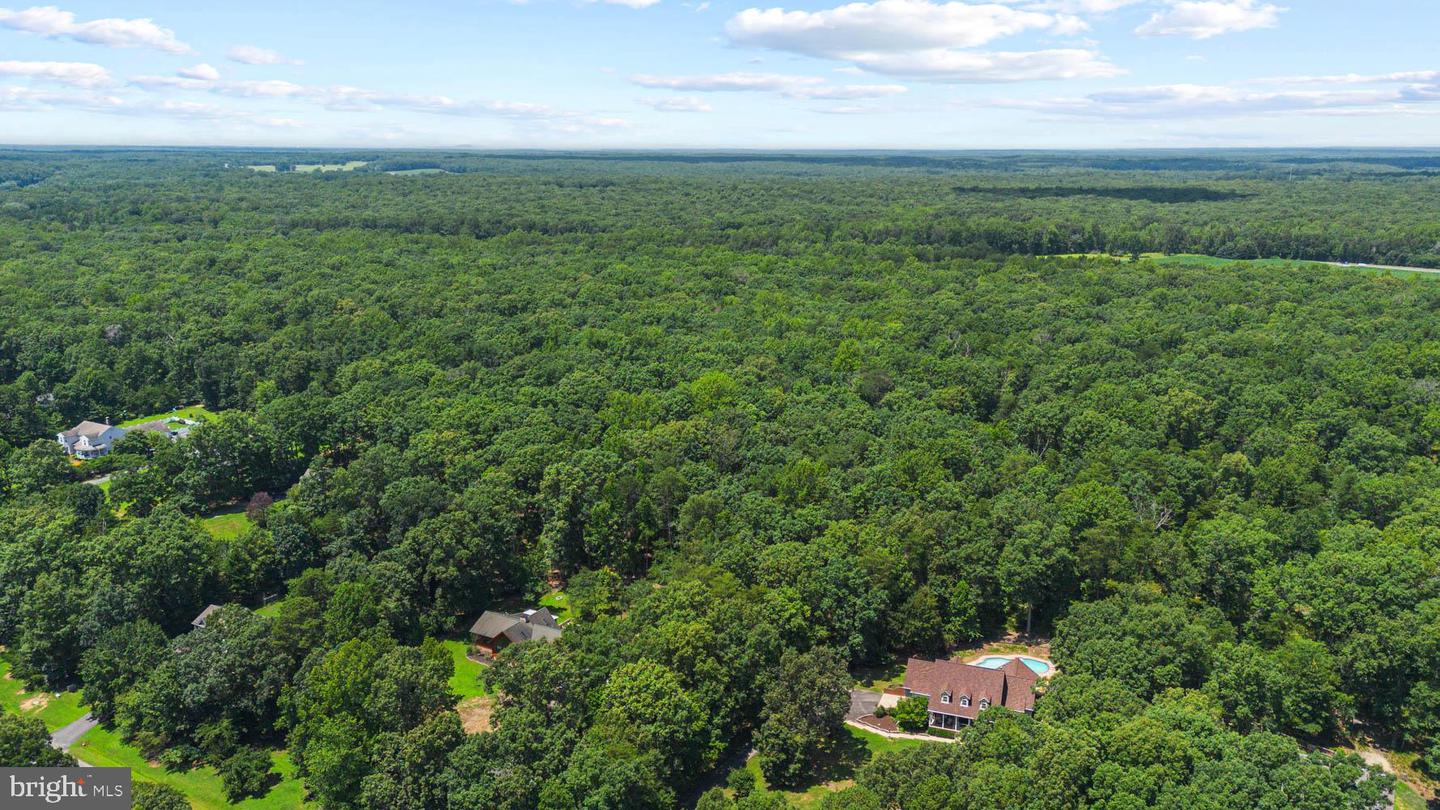 8801 BOULEVARD OF THE GENERALS, SPOTSYLVANIA, Virginia 22553, 4 Bedrooms Bedrooms, ,3 BathroomsBathrooms,Residential,For sale,8801 BOULEVARD OF THE GENERALS,VASP2034274 MLS # VASP2034274