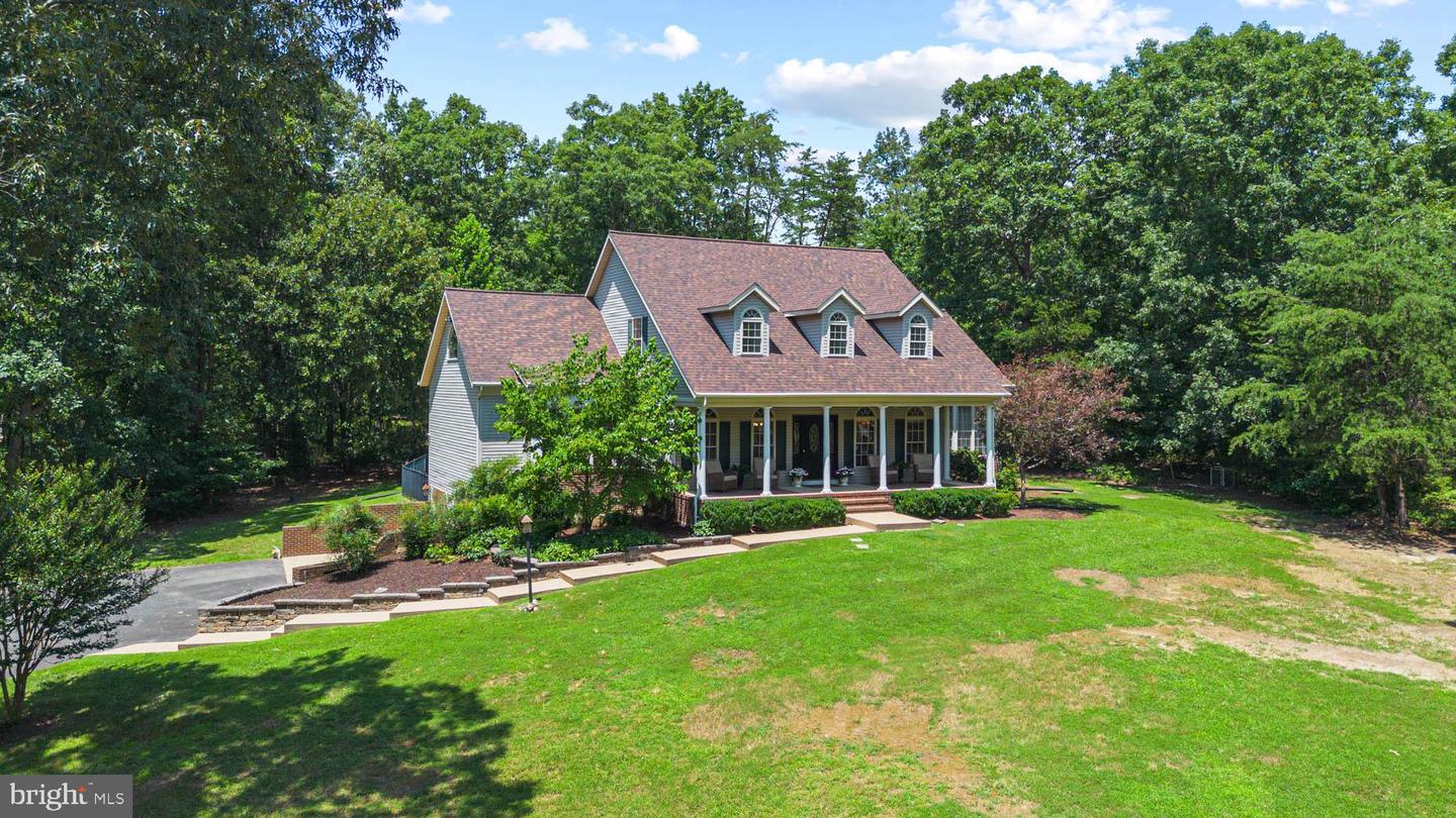 8801 BOULEVARD OF THE GENERALS, SPOTSYLVANIA, Virginia 22553, 4 Bedrooms Bedrooms, ,3 BathroomsBathrooms,Residential,For sale,8801 BOULEVARD OF THE GENERALS,VASP2034274 MLS # VASP2034274