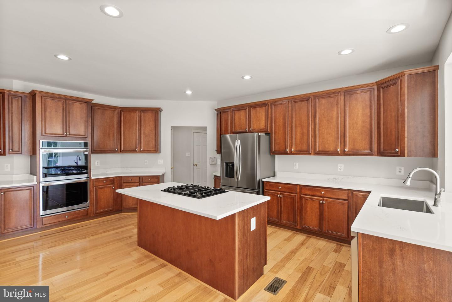 19339 MILL DAM PL, LEESBURG, Virginia 20176, 4 Bedrooms Bedrooms, ,3 BathroomsBathrooms,Residential,For sale,19339 MILL DAM PL,VALO2100828 MLS # VALO2100828