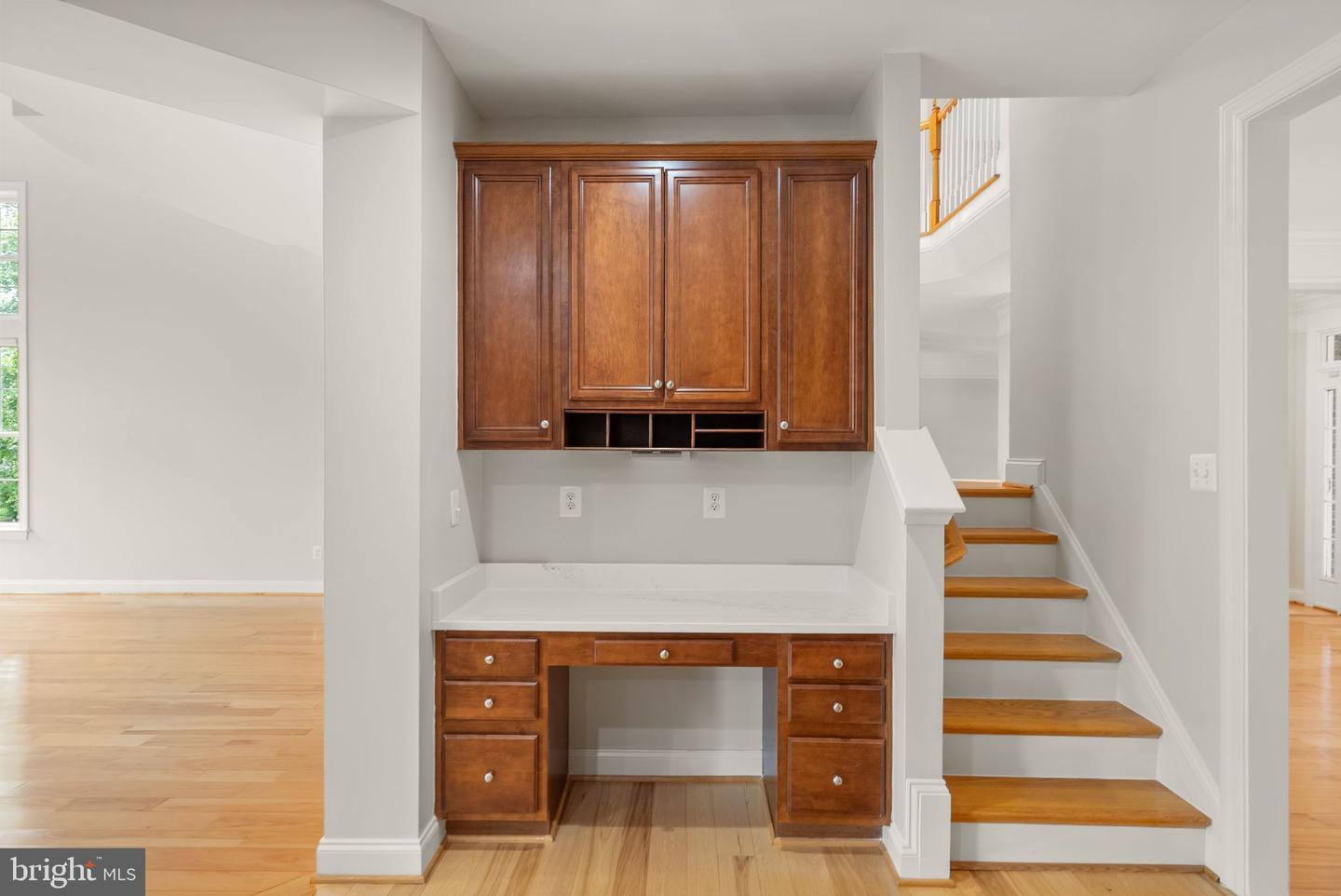 19339 MILL DAM PL, LEESBURG, Virginia 20176, 4 Bedrooms Bedrooms, ,3 BathroomsBathrooms,Residential,For sale,19339 MILL DAM PL,VALO2100828 MLS # VALO2100828