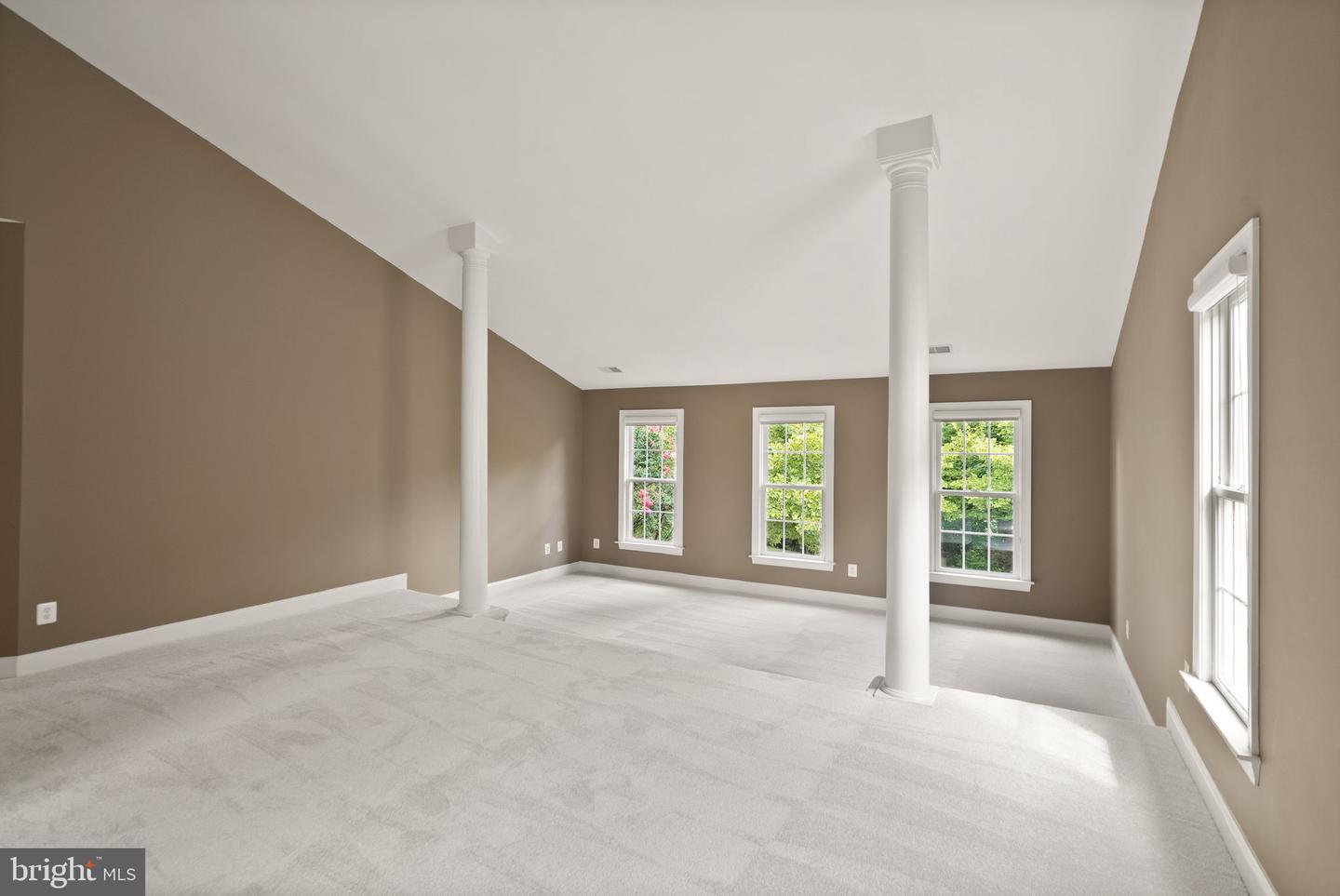19339 MILL DAM PL, LEESBURG, Virginia 20176, 4 Bedrooms Bedrooms, ,3 BathroomsBathrooms,Residential,For sale,19339 MILL DAM PL,VALO2100828 MLS # VALO2100828