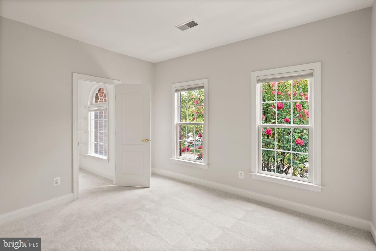 19339 MILL DAM PL, LEESBURG, Virginia 20176, 4 Bedrooms Bedrooms, ,3 BathroomsBathrooms,Residential,For sale,19339 MILL DAM PL,VALO2100828 MLS # VALO2100828