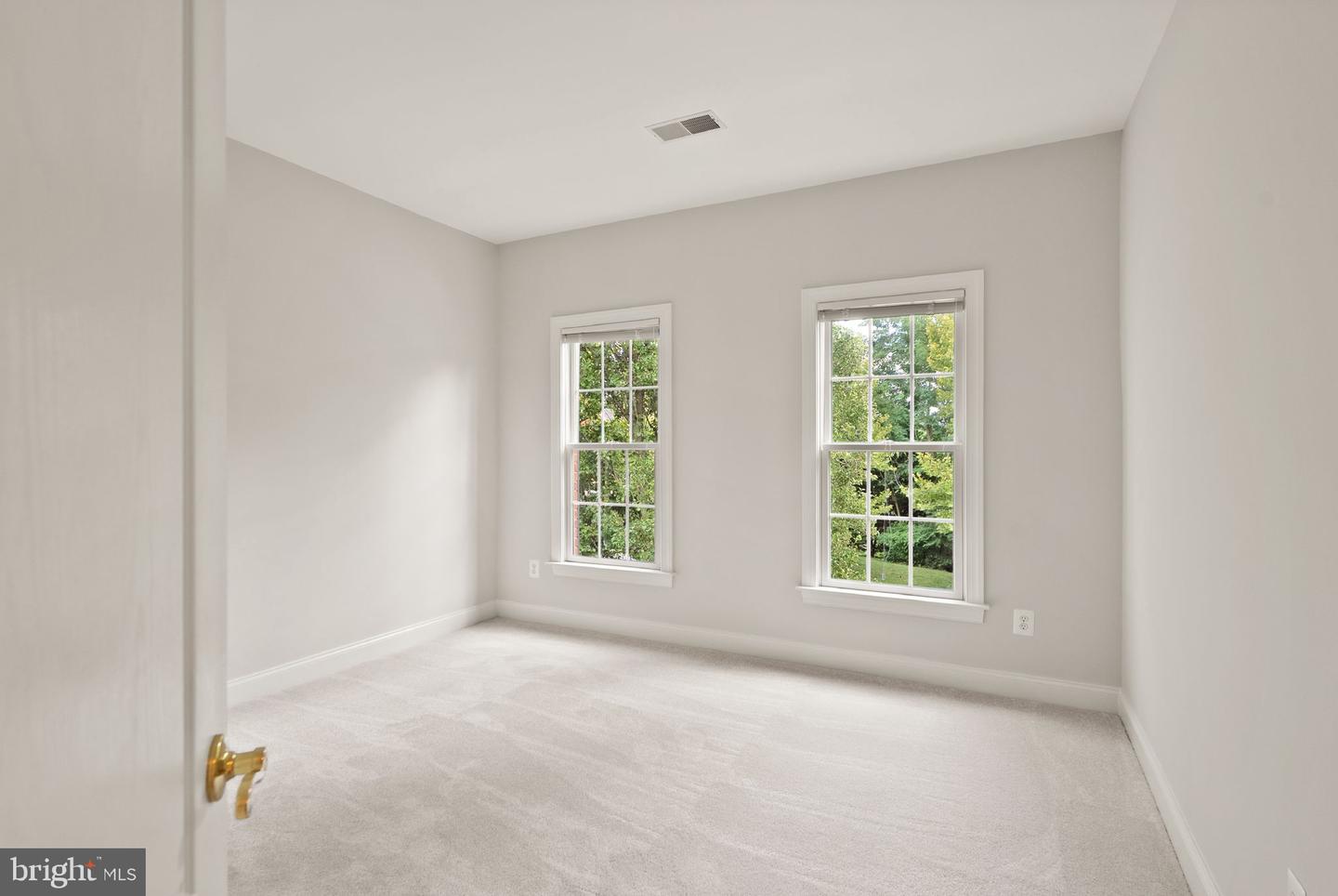 19339 MILL DAM PL, LEESBURG, Virginia 20176, 4 Bedrooms Bedrooms, ,3 BathroomsBathrooms,Residential,For sale,19339 MILL DAM PL,VALO2100828 MLS # VALO2100828