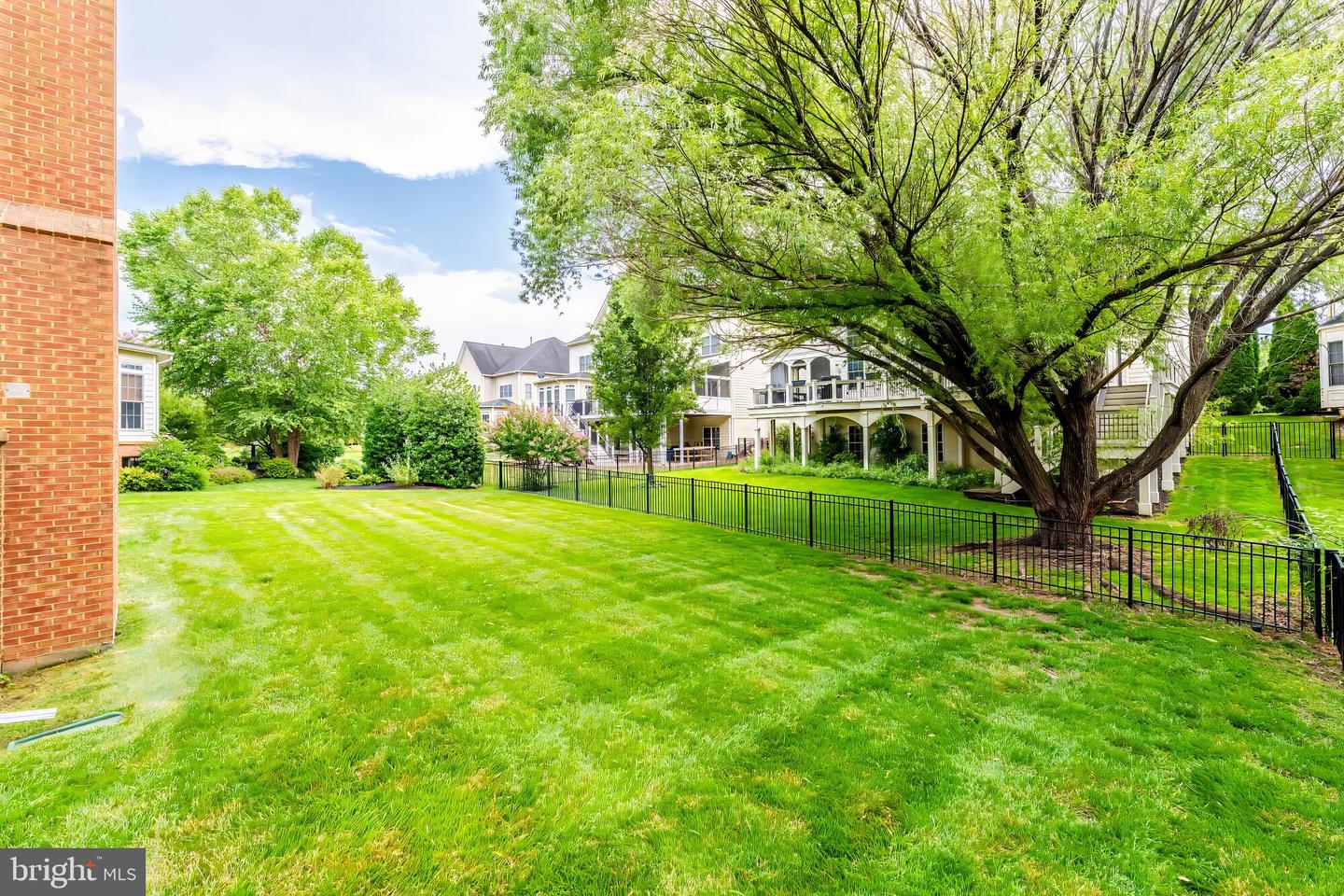 19339 MILL DAM PL, LEESBURG, Virginia 20176, 4 Bedrooms Bedrooms, ,3 BathroomsBathrooms,Residential,For sale,19339 MILL DAM PL,VALO2100828 MLS # VALO2100828