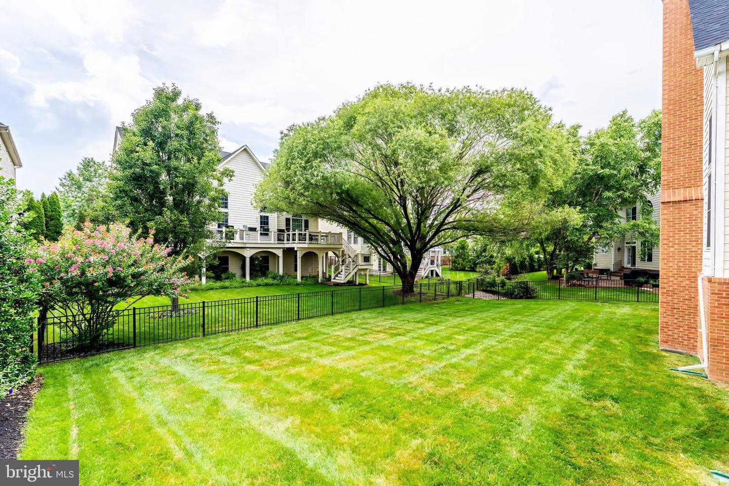 19339 MILL DAM PL, LEESBURG, Virginia 20176, 4 Bedrooms Bedrooms, ,3 BathroomsBathrooms,Residential,For sale,19339 MILL DAM PL,VALO2100828 MLS # VALO2100828