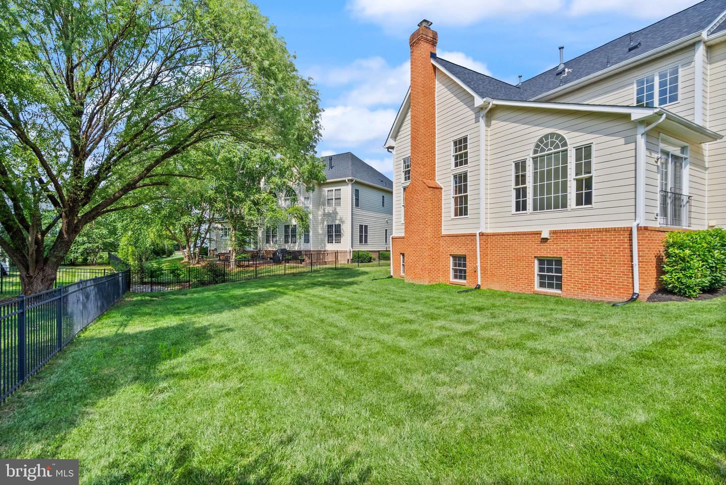 19339 MILL DAM PL, LEESBURG, Virginia 20176, 4 Bedrooms Bedrooms, ,3 BathroomsBathrooms,Residential,For sale,19339 MILL DAM PL,VALO2100828 MLS # VALO2100828