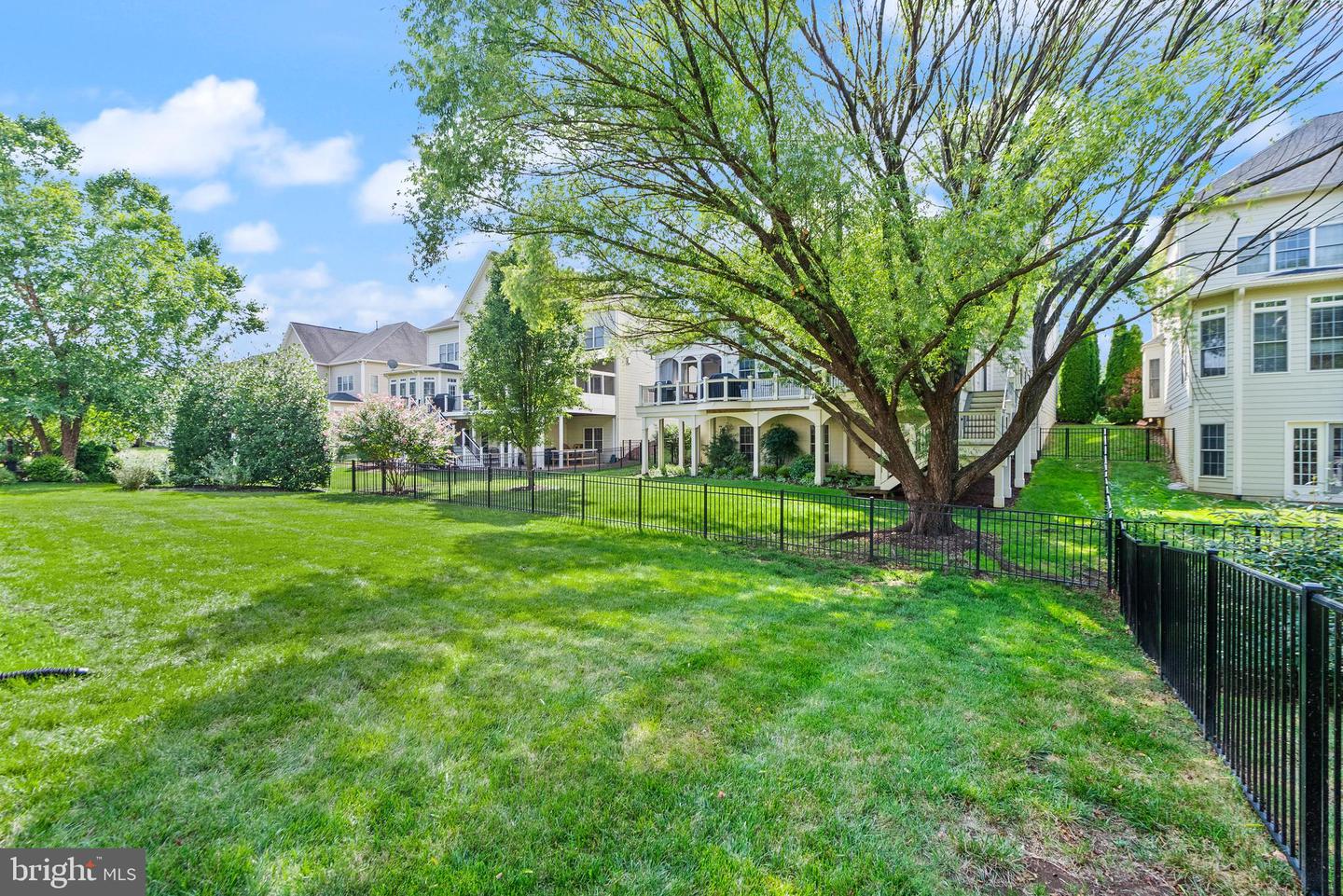 19339 MILL DAM PL, LEESBURG, Virginia 20176, 4 Bedrooms Bedrooms, ,3 BathroomsBathrooms,Residential,For sale,19339 MILL DAM PL,VALO2100828 MLS # VALO2100828
