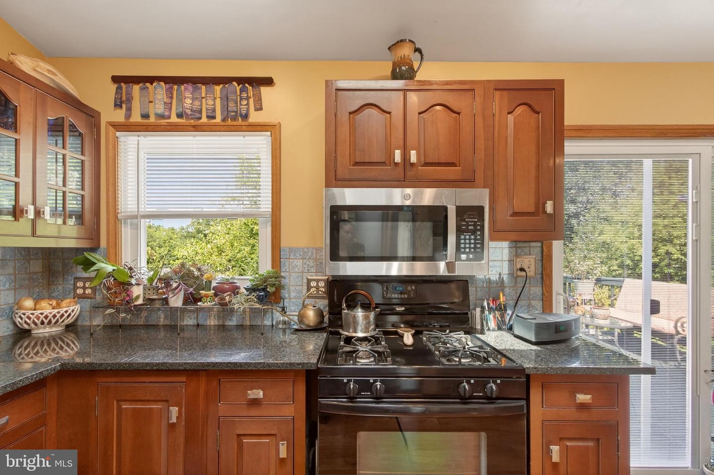 6504 CARRIAGE DR, ALEXANDRIA, Virginia 22310, 4 Bedrooms Bedrooms, ,2 BathroomsBathrooms,Residential,For sale,6504 CARRIAGE DR,VAFX2252744 MLS # VAFX2252744