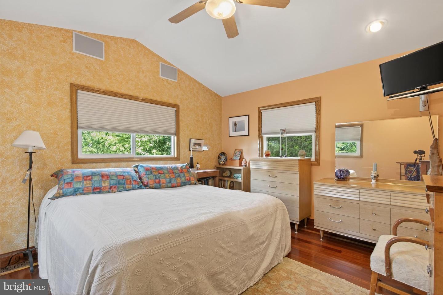 6504 CARRIAGE DR, ALEXANDRIA, Virginia 22310, 4 Bedrooms Bedrooms, ,2 BathroomsBathrooms,Residential,For sale,6504 CARRIAGE DR,VAFX2252744 MLS # VAFX2252744