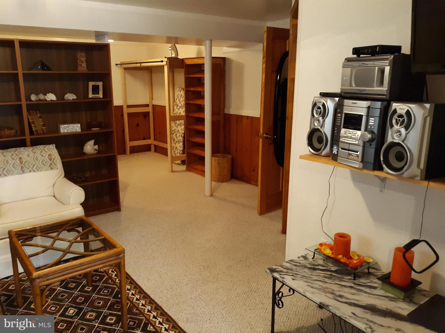 6504 CARRIAGE DR, ALEXANDRIA, Virginia 22310, 4 Bedrooms Bedrooms, ,2 BathroomsBathrooms,Residential,For sale,6504 CARRIAGE DR,VAFX2252744 MLS # VAFX2252744