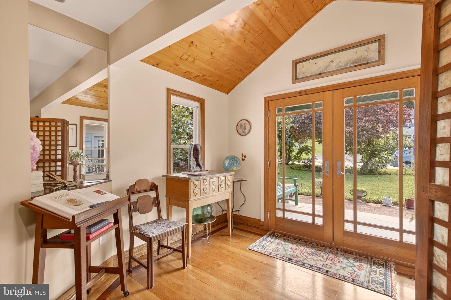 6504 CARRIAGE DR, ALEXANDRIA, Virginia 22310, 4 Bedrooms Bedrooms, ,2 BathroomsBathrooms,Residential,For sale,6504 CARRIAGE DR,VAFX2252744 MLS # VAFX2252744