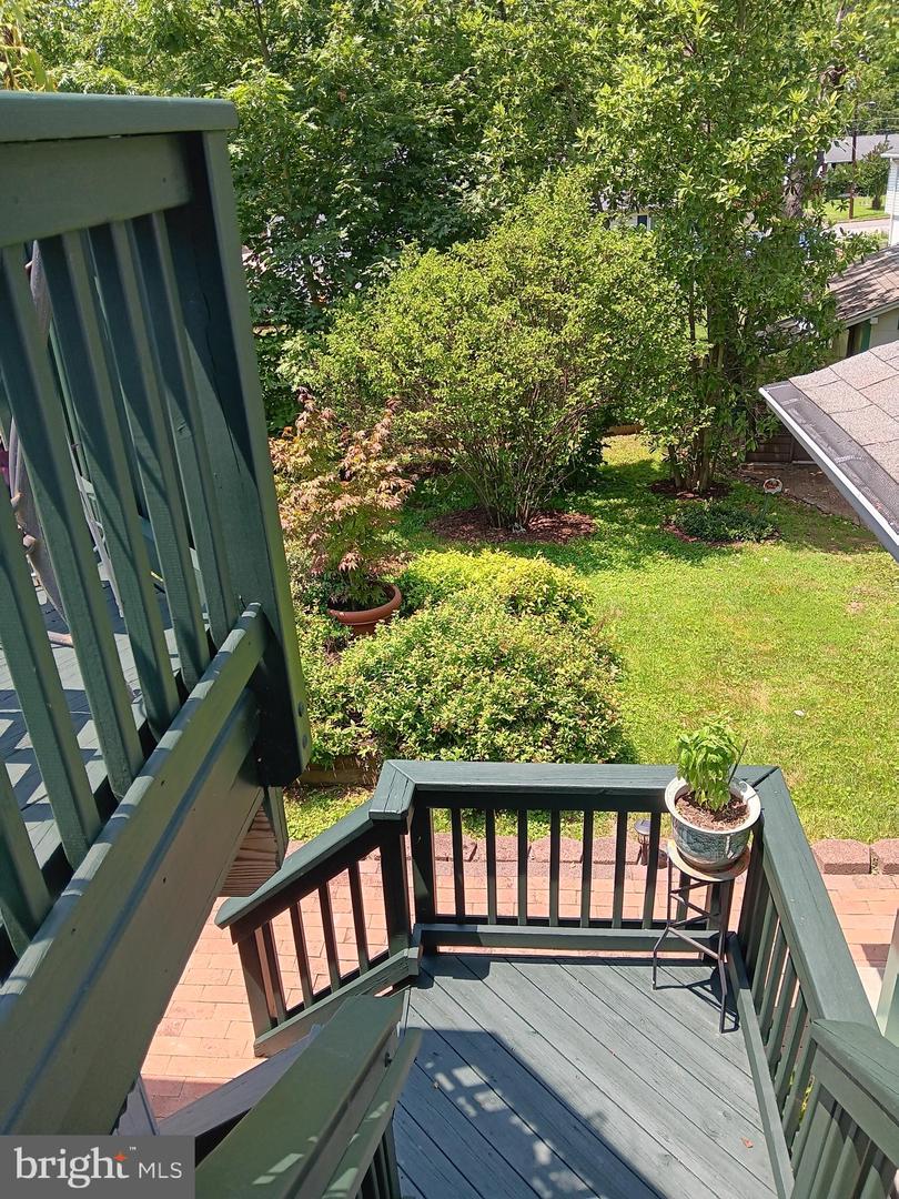 6504 CARRIAGE DR, ALEXANDRIA, Virginia 22310, 4 Bedrooms Bedrooms, ,2 BathroomsBathrooms,Residential,For sale,6504 CARRIAGE DR,VAFX2252744 MLS # VAFX2252744