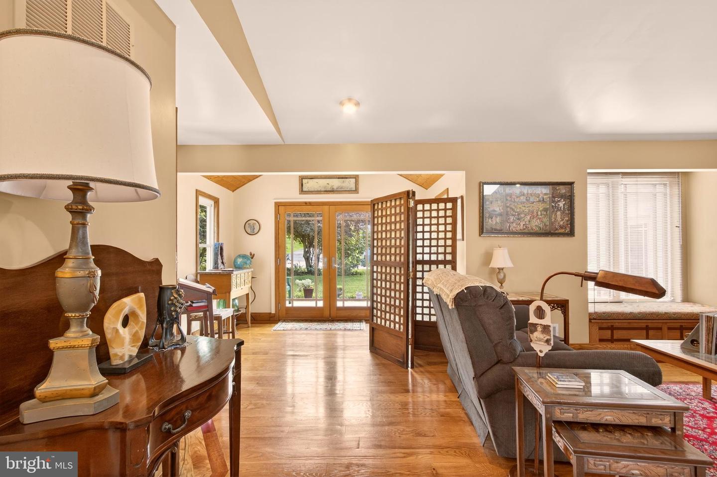 6504 CARRIAGE DR, ALEXANDRIA, Virginia 22310, 4 Bedrooms Bedrooms, ,2 BathroomsBathrooms,Residential,For sale,6504 CARRIAGE DR,VAFX2252744 MLS # VAFX2252744