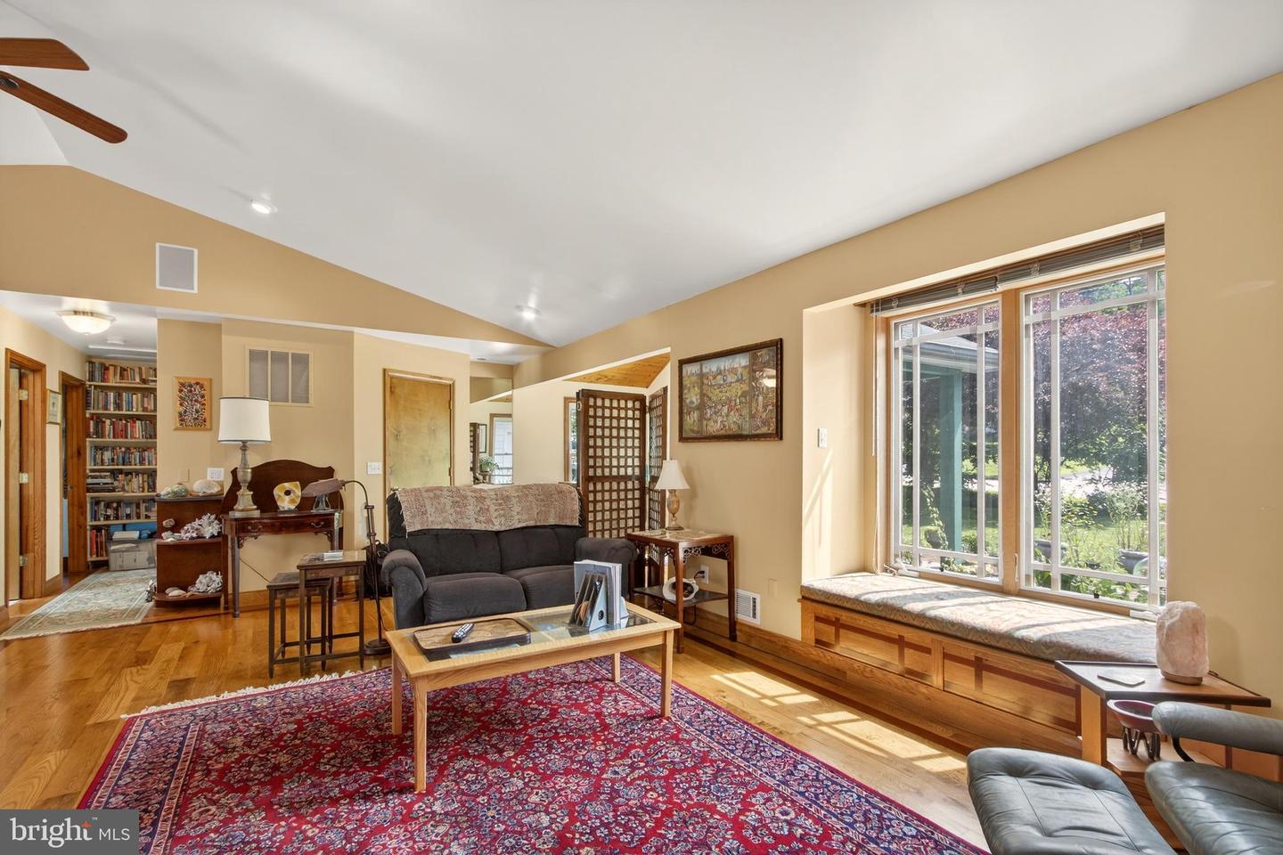 6504 CARRIAGE DR, ALEXANDRIA, Virginia 22310, 4 Bedrooms Bedrooms, ,2 BathroomsBathrooms,Residential,For sale,6504 CARRIAGE DR,VAFX2252744 MLS # VAFX2252744