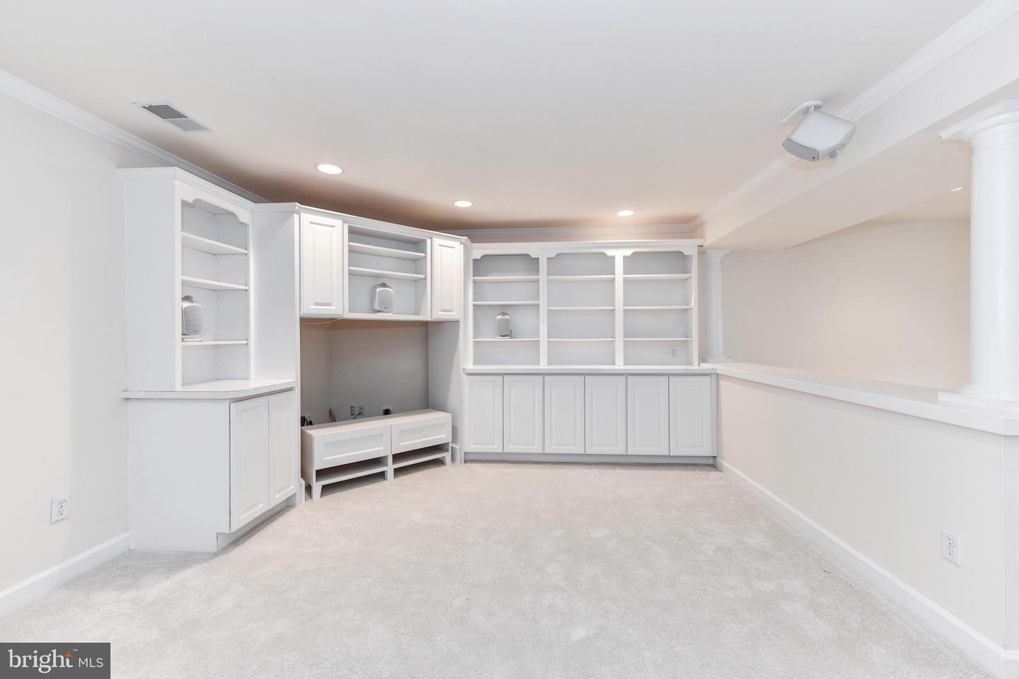 21316 SWEET CLOVER PL, ASHBURN, Virginia 20147, 4 Bedrooms Bedrooms, ,3 BathroomsBathrooms,Residential,For sale,21316 SWEET CLOVER PL,VALO2100906 MLS # VALO2100906