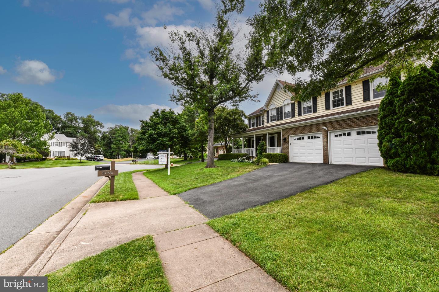 21316 SWEET CLOVER PL, ASHBURN, Virginia 20147, 4 Bedrooms Bedrooms, ,3 BathroomsBathrooms,Residential,For sale,21316 SWEET CLOVER PL,VALO2100906 MLS # VALO2100906