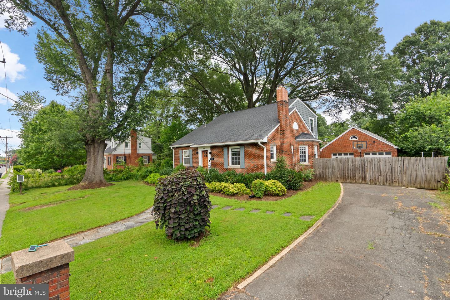 3416 MEMORIAL ST, ALEXANDRIA, Virginia 22306, 4 Bedrooms Bedrooms, ,3 BathroomsBathrooms,Residential,For sale,3416 MEMORIAL ST,VAFX2252818 MLS # VAFX2252818