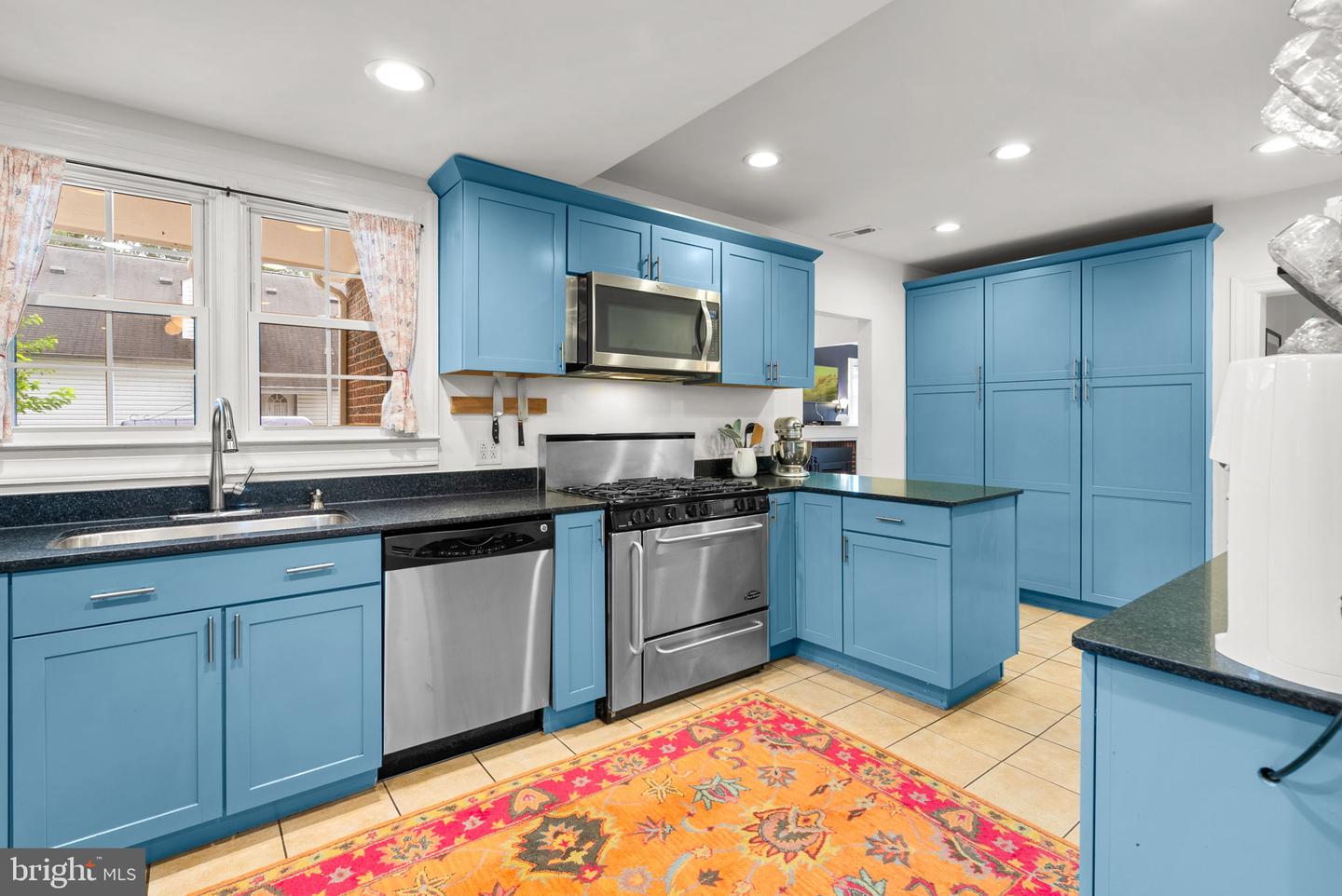 3416 MEMORIAL ST, ALEXANDRIA, Virginia 22306, 4 Bedrooms Bedrooms, ,3 BathroomsBathrooms,Residential,For sale,3416 MEMORIAL ST,VAFX2252818 MLS # VAFX2252818
