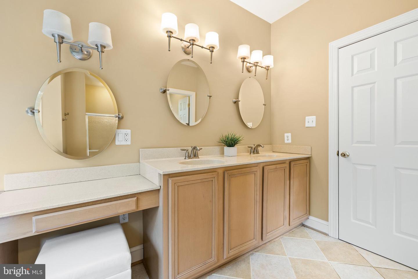 7007 SPY PLANE LN, NOKESVILLE, Virginia 20181, 4 Bedrooms Bedrooms, ,3 BathroomsBathrooms,Residential,For sale,7007 SPY PLANE LN,VAFQ2017320 MLS # VAFQ2017320