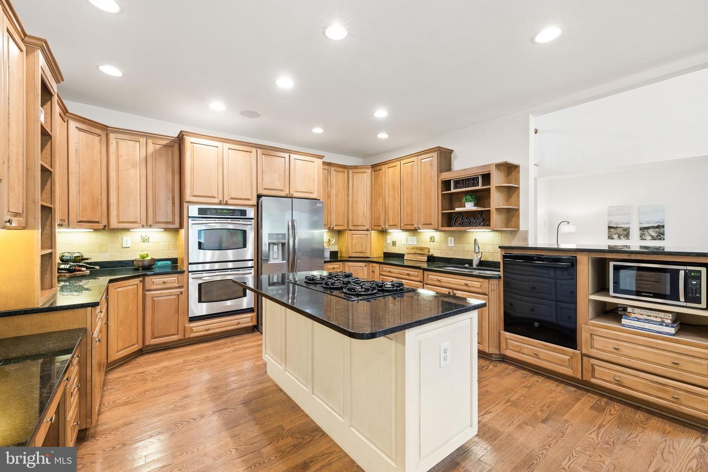 7007 SPY PLANE LN, NOKESVILLE, Virginia 20181, 4 Bedrooms Bedrooms, ,3 BathroomsBathrooms,Residential,For sale,7007 SPY PLANE LN,VAFQ2017320 MLS # VAFQ2017320