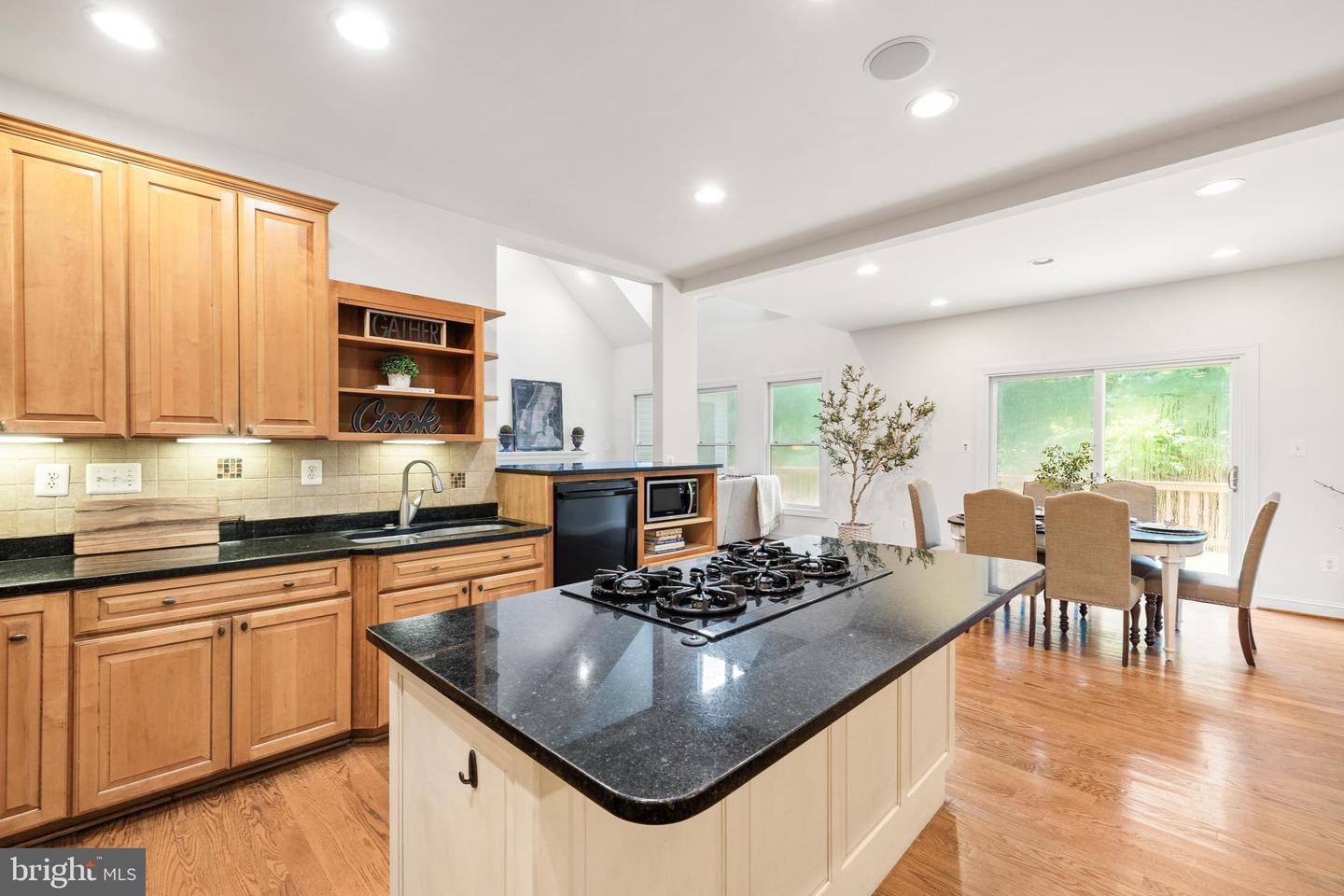 7007 SPY PLANE LN, NOKESVILLE, Virginia 20181, 4 Bedrooms Bedrooms, ,3 BathroomsBathrooms,Residential,For sale,7007 SPY PLANE LN,VAFQ2017320 MLS # VAFQ2017320