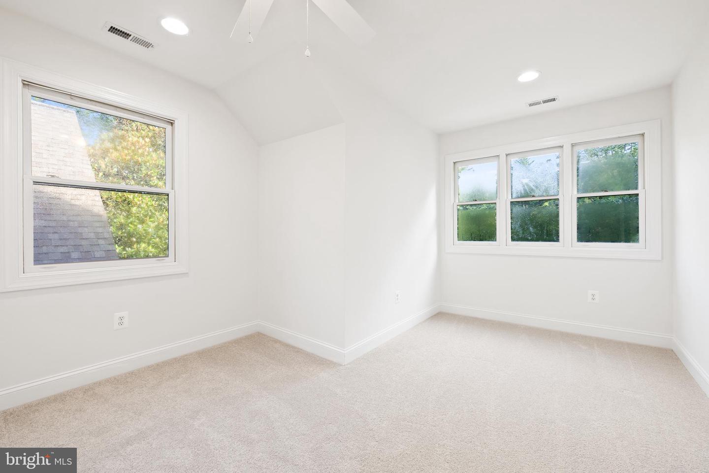 7007 SPY PLANE LN, NOKESVILLE, Virginia 20181, 4 Bedrooms Bedrooms, ,3 BathroomsBathrooms,Residential,For sale,7007 SPY PLANE LN,VAFQ2017320 MLS # VAFQ2017320