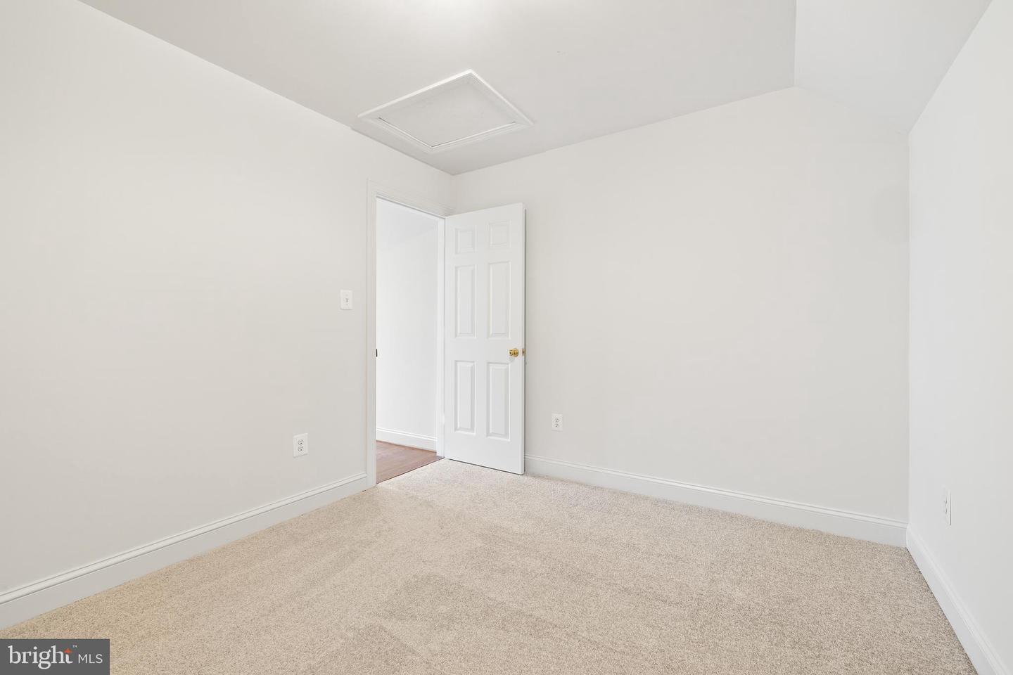 7007 SPY PLANE LN, NOKESVILLE, Virginia 20181, 4 Bedrooms Bedrooms, ,3 BathroomsBathrooms,Residential,For sale,7007 SPY PLANE LN,VAFQ2017320 MLS # VAFQ2017320