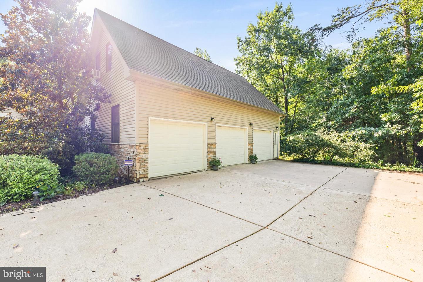 7007 SPY PLANE LN, NOKESVILLE, Virginia 20181, 4 Bedrooms Bedrooms, ,3 BathroomsBathrooms,Residential,For sale,7007 SPY PLANE LN,VAFQ2017320 MLS # VAFQ2017320