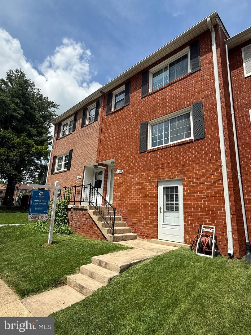 14493 FILARETE ST, WOODBRIDGE, Virginia 22193, 3 Bedrooms Bedrooms, ,2 BathroomsBathrooms,Residential,For sale,14493 FILARETE ST,VAPW2098498 MLS # VAPW2098498