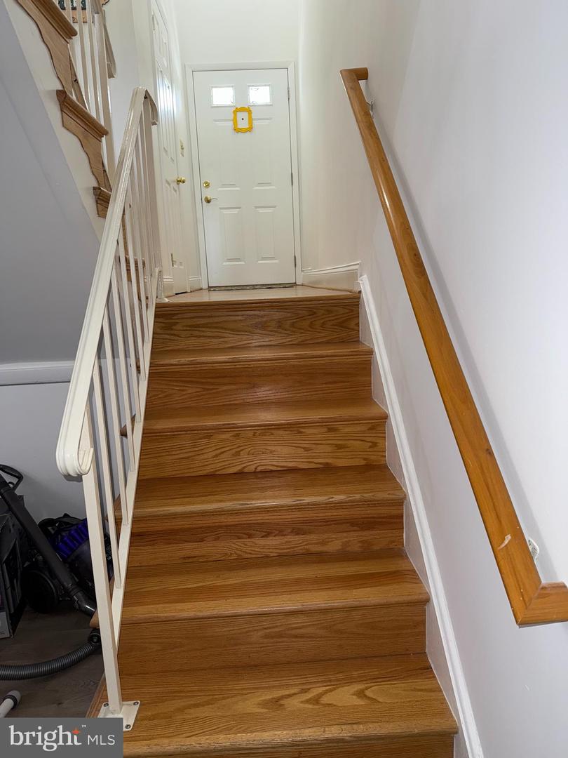 14493 FILARETE ST, WOODBRIDGE, Virginia 22193, 3 Bedrooms Bedrooms, ,2 BathroomsBathrooms,Residential,For sale,14493 FILARETE ST,VAPW2098498 MLS # VAPW2098498