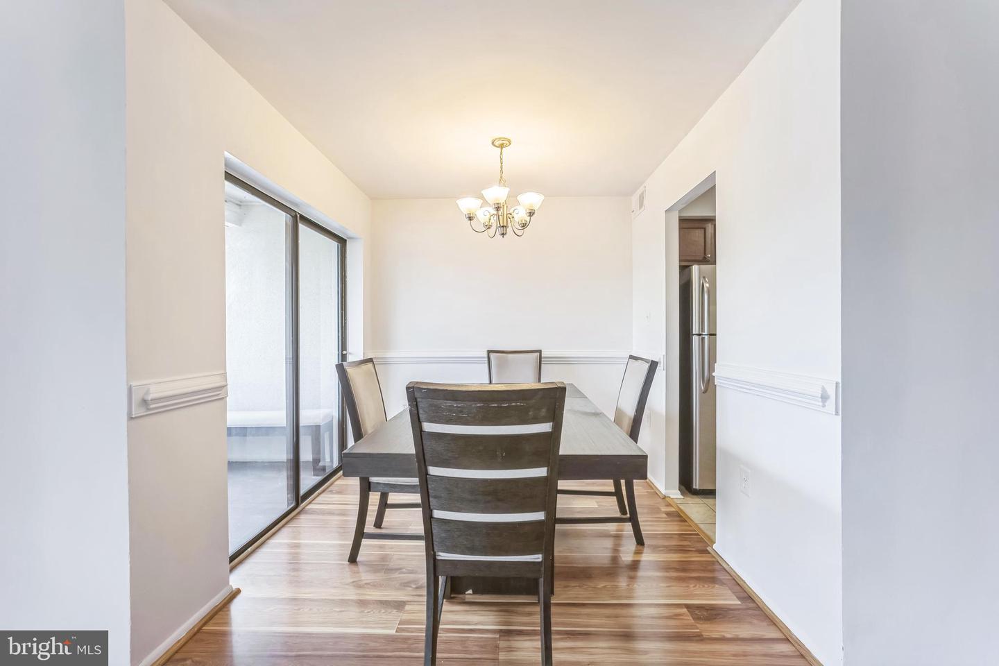 5758 VILLAGE GREEN DR #E, ALEXANDRIA, Virginia 22309, 2 Bedrooms Bedrooms, ,1 BathroomBathrooms,Residential,For sale,5758 VILLAGE GREEN DR #E,VAFX2253556 MLS # VAFX2253556