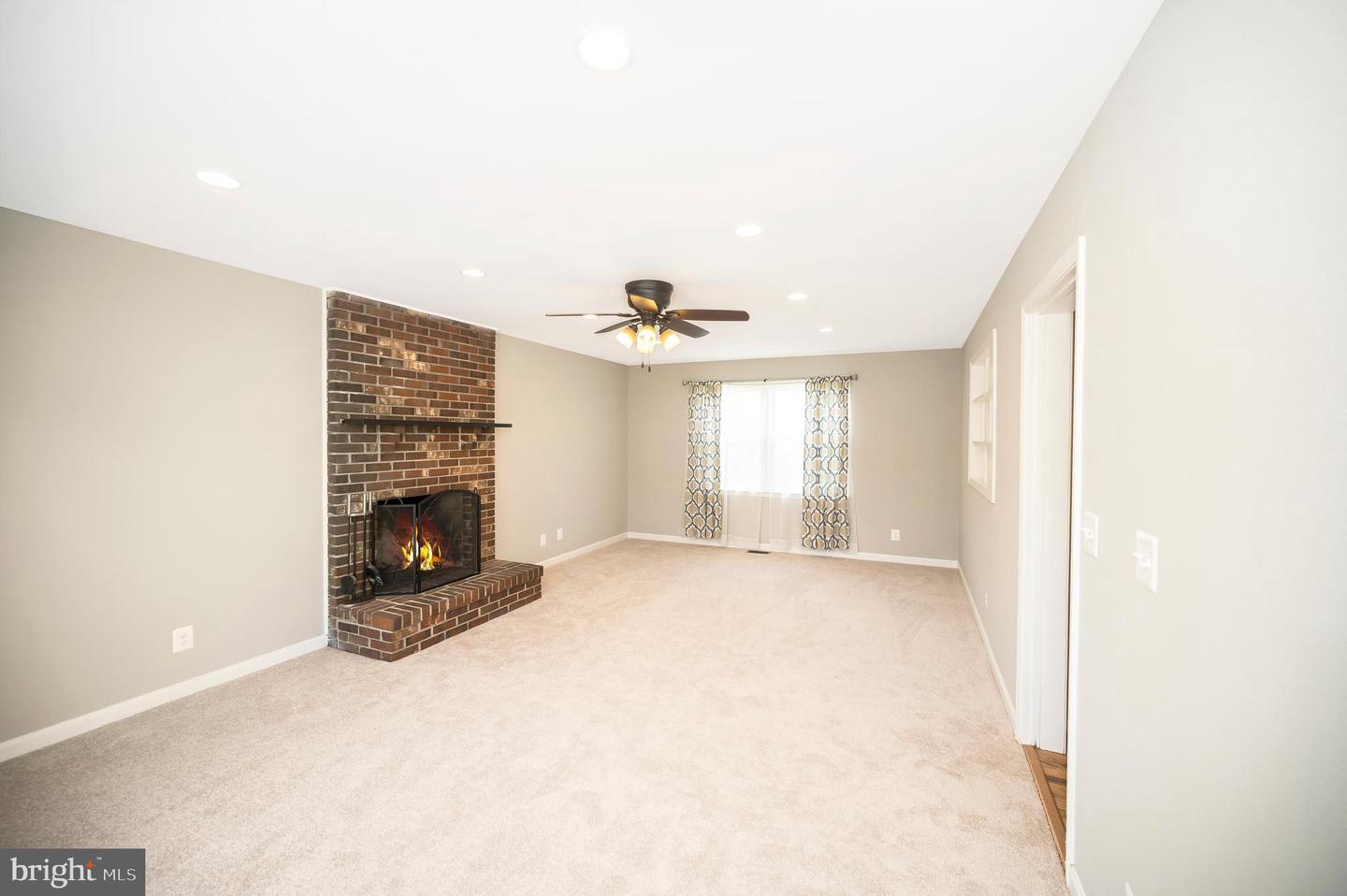 112 COBBLERS CT, STAFFORD, Virginia 22554, 5 Bedrooms Bedrooms, ,3 BathroomsBathrooms,Residential,For sale,112 COBBLERS CT,VAST2040568 MLS # VAST2040568