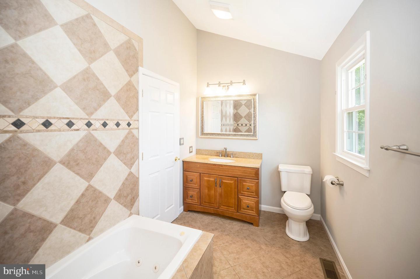112 COBBLERS CT, STAFFORD, Virginia 22554, 5 Bedrooms Bedrooms, ,3 BathroomsBathrooms,Residential,For sale,112 COBBLERS CT,VAST2040568 MLS # VAST2040568