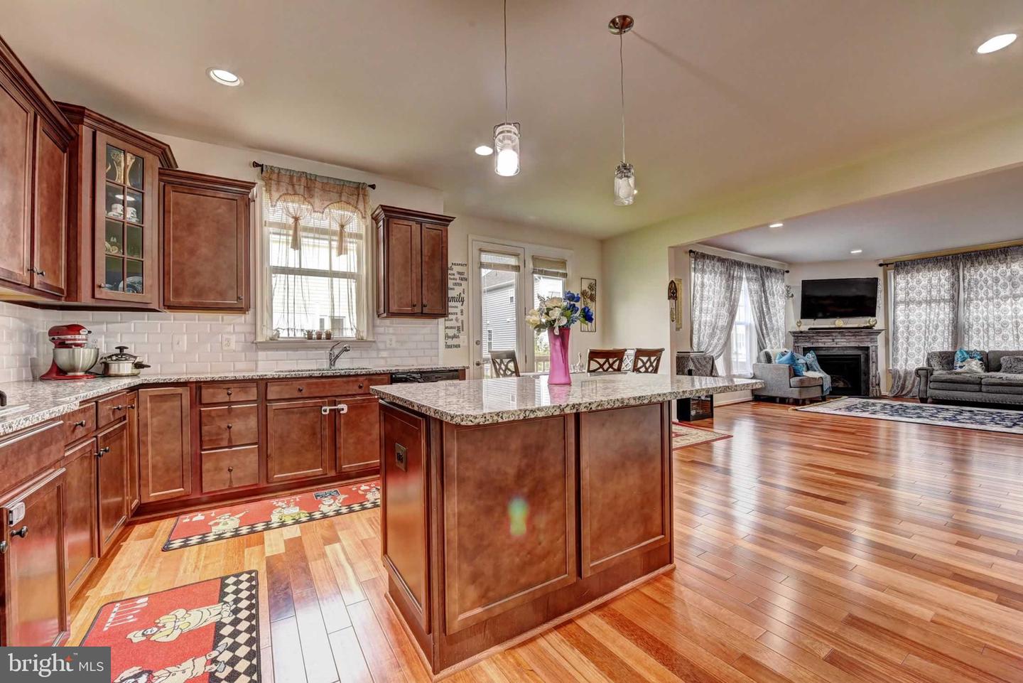 42340 ABNEY WOOD DR, CHANTILLY, Virginia 20152, 7 Bedrooms Bedrooms, ,5 BathroomsBathrooms,Residential,For sale,42340 ABNEY WOOD DR,VALO2101386 MLS # VALO2101386